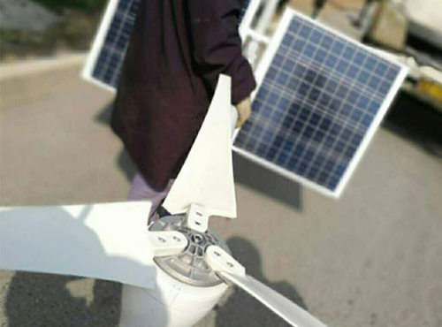 服務(wù)客戶，樹歐陸風(fēng)機(jī)新形象